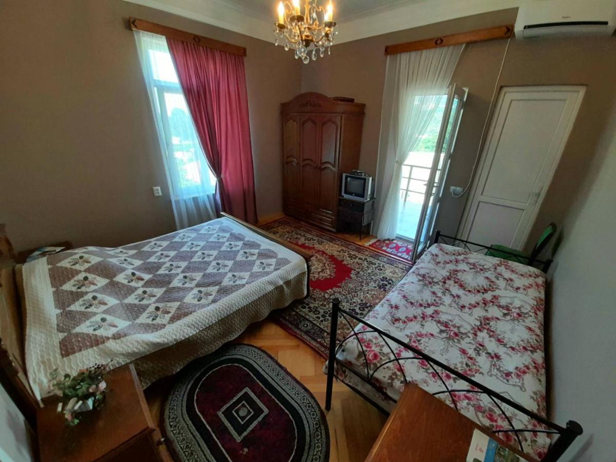 Kemeni Garden Hotel Batumi Luaran gambar