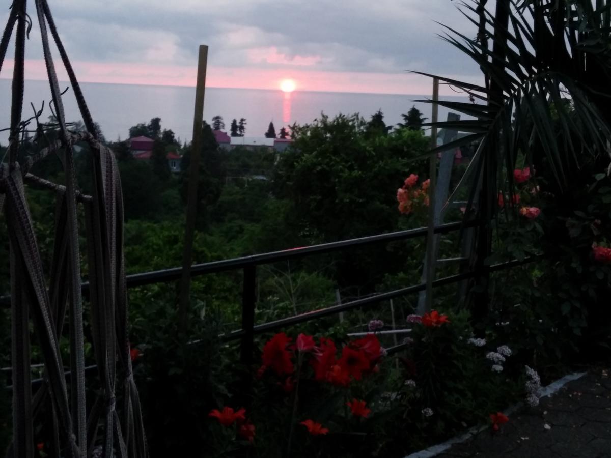 Kemeni Garden Hotel Batumi Luaran gambar